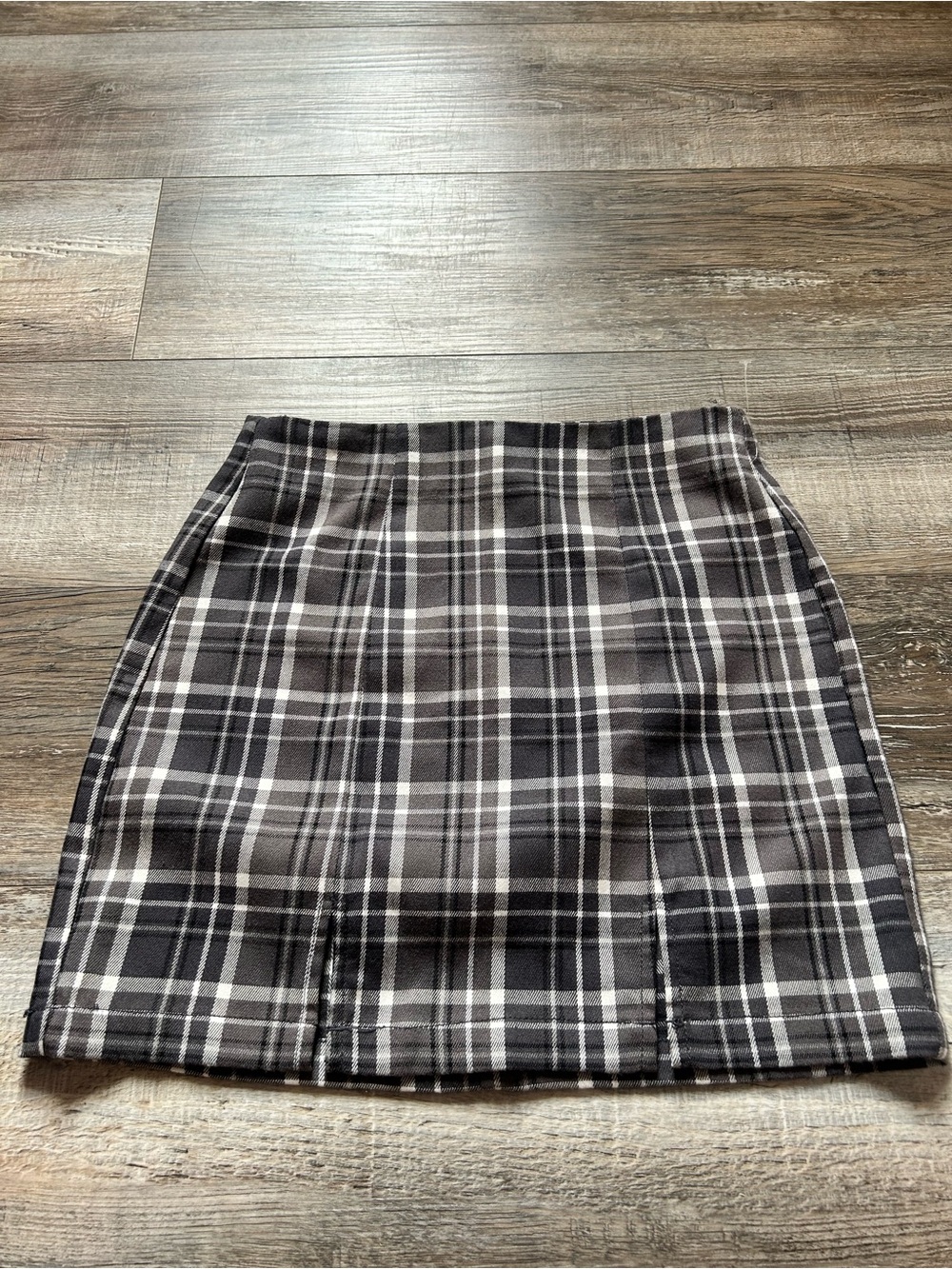 Aeropostale Plaid A-Line Mini Skirt in Black and Gray